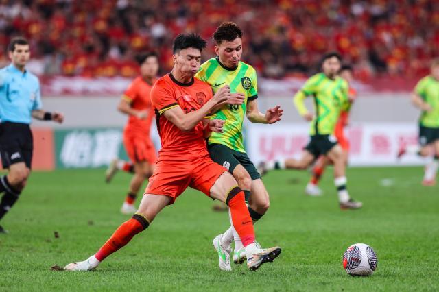 守漏人, 出界外球 守漏人, 出界外球